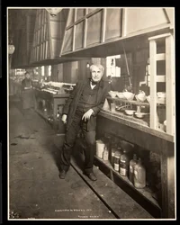 Thomas Edison dans son laboratoire, 1906